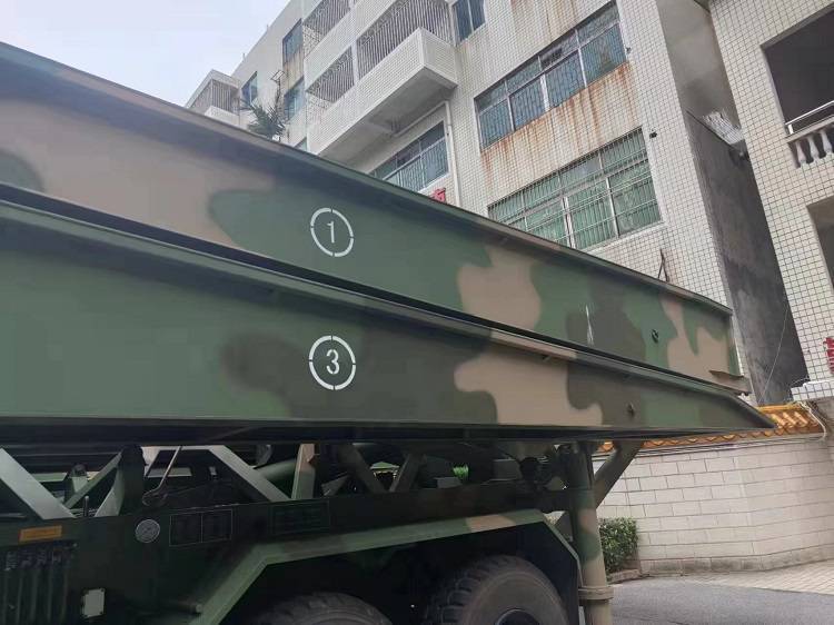 安顺迷彩漆是一种通过多色斑块